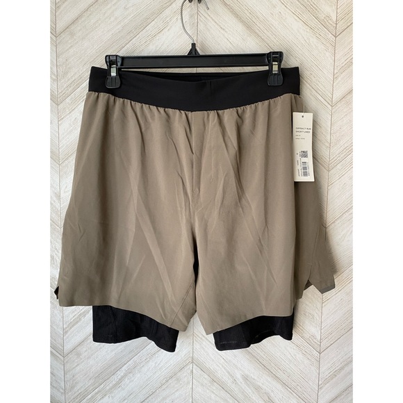 🍋Lululemon Diffract Run Short*Lined🍋 - Picture 8 of 8